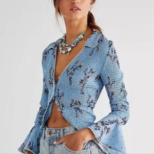 🆕 Free People Long Sleeve and Smocked Bodice Blouse. NWT